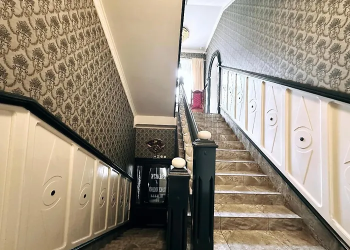 Palac Dabrowa Herberg