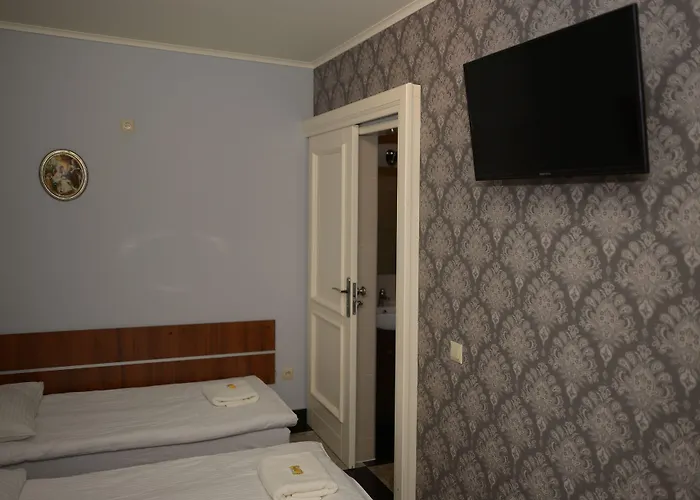 Palac Dabrowa Herberg