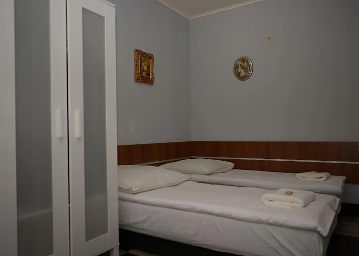 Palac Dabrowa 3* Dąbrowa Górnicza