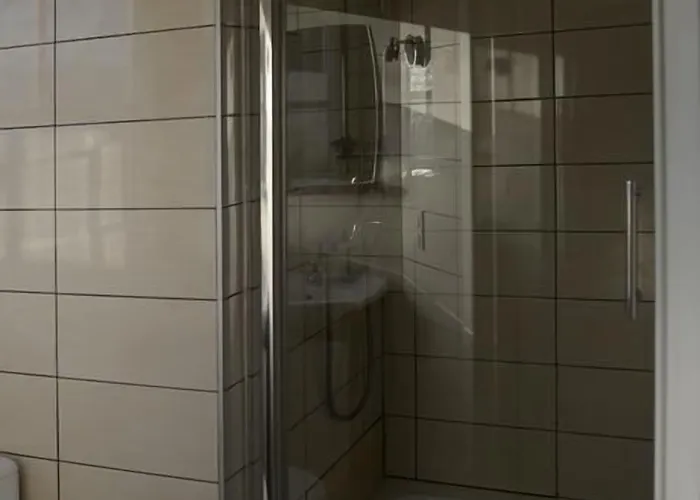 Palac Dabrowa Herberg 3*